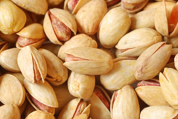 تصویر 2 از پسته اکبری درشت موجود در انواع طعم و مزه